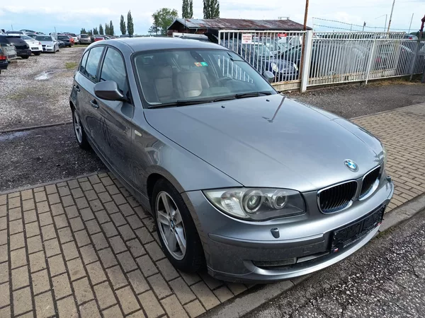 BMW Řada 1 2.0i 105kw - foto 6