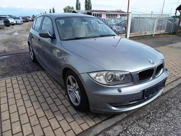 BMW Řada 1 2.0i 105kw - foto 7