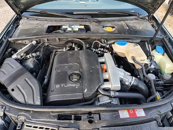 Audi A4 1.8 120kw automat!166tis km!!! - foto 42