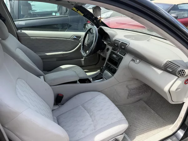 Mercedes-Benz Třídy C 2.0 95kw - foto 10