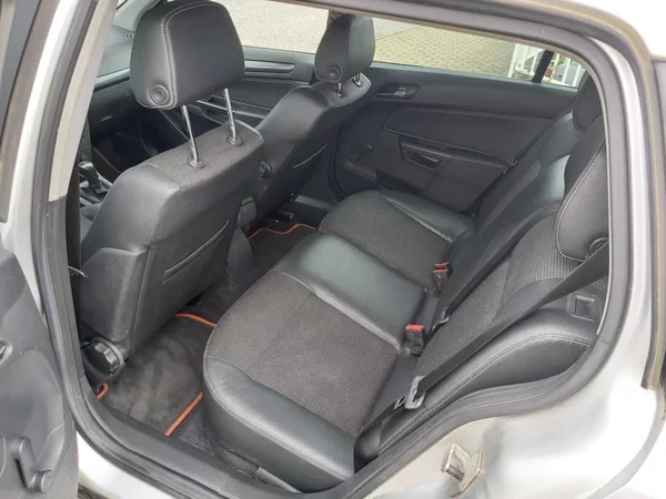 Opel Astra 2,0 T 125 KW - foto 24
