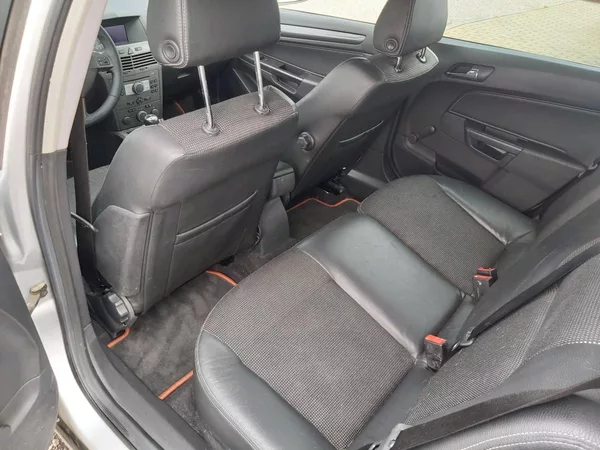 Opel Astra 2,0 T 125 KW - foto 25