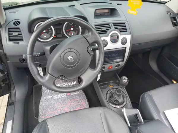 Renault Mégane 2,0 16 V CABRIO - foto 21