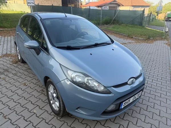 Ford Fiesta - foto 12