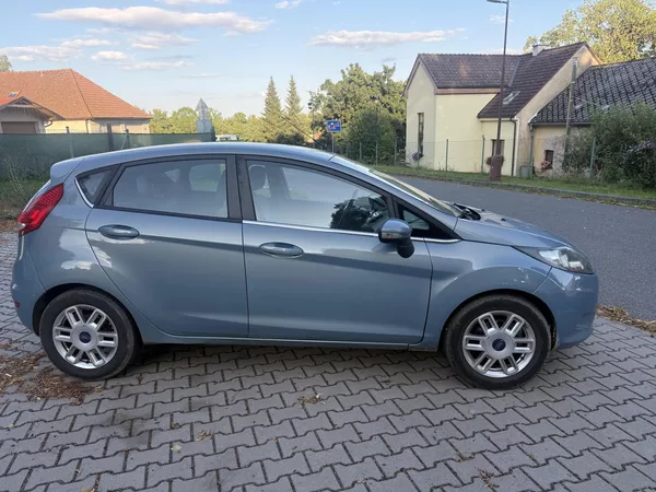 Ford Fiesta - foto 15