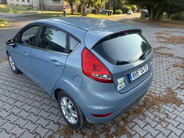 Ford Fiesta - foto 17