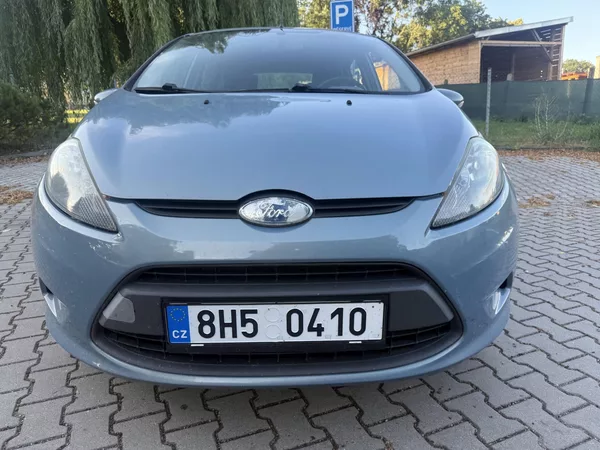 Ford Fiesta - foto 2