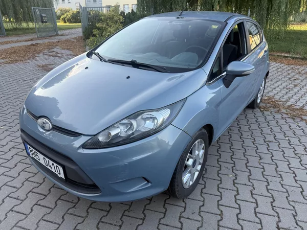 Ford Fiesta - foto 8