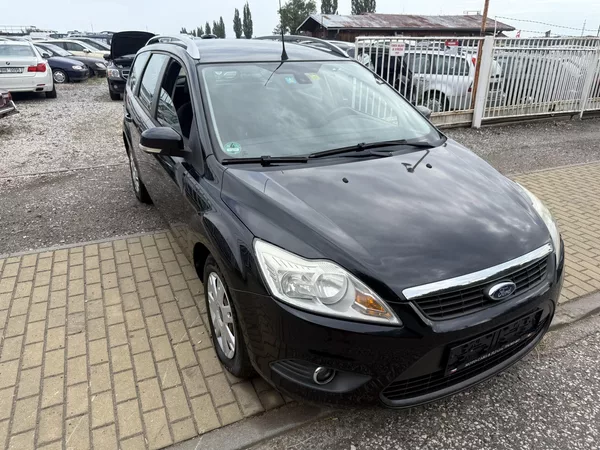 Ford Focus 1.6 td - foto 10