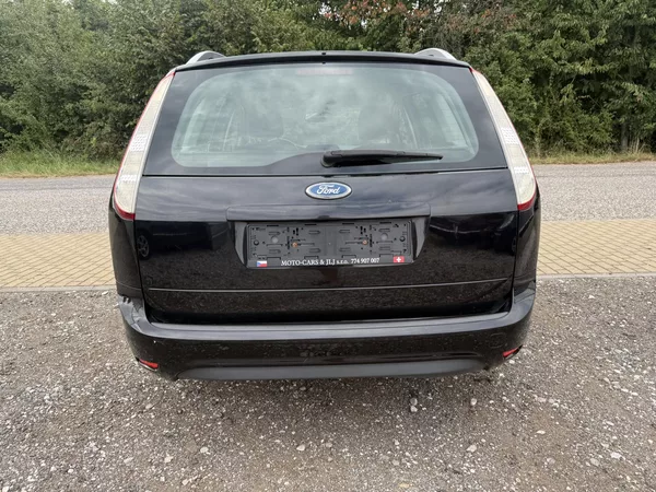 Ford Focus 1.6 td - foto 18