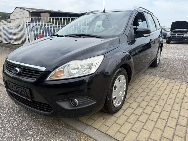 Ford Focus 1.6 td - foto 6