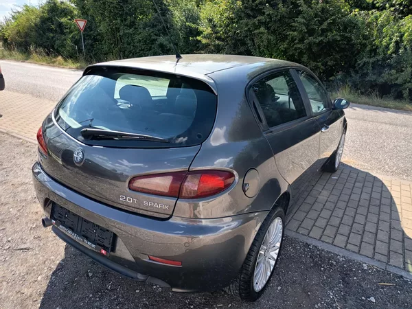 Alfa Romeo 147 2.0 TS 16V - foto 21