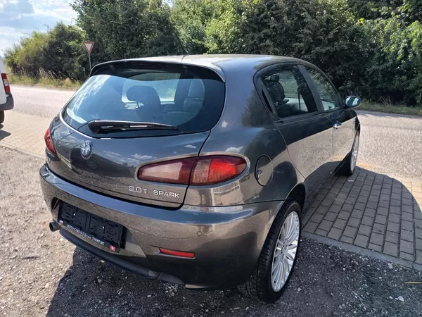 Alfa Romeo 147 2.0 TS 16V - foto 22