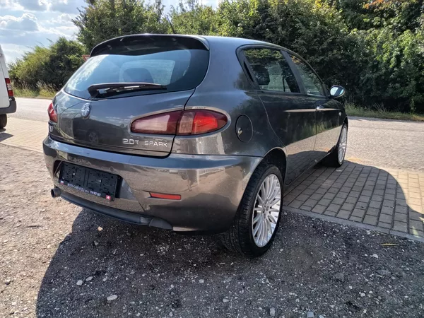 Alfa Romeo 147 2.0 TS 16V - foto 23