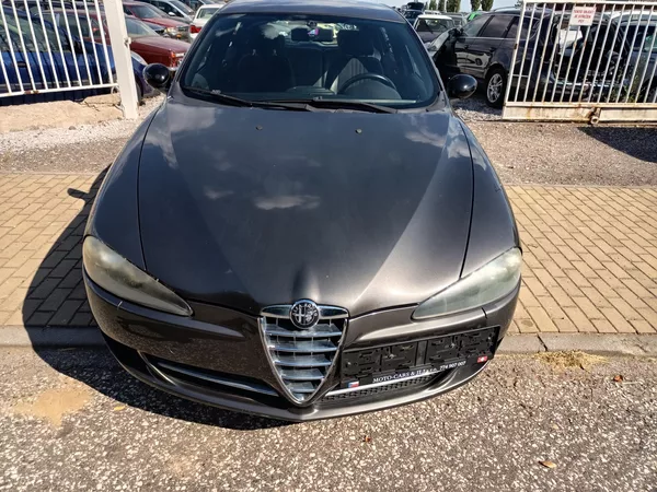 Alfa Romeo 147 2.0 TS 16V - foto 3