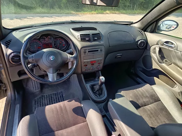 Alfa Romeo 147 2.0 TS 16V - foto 36