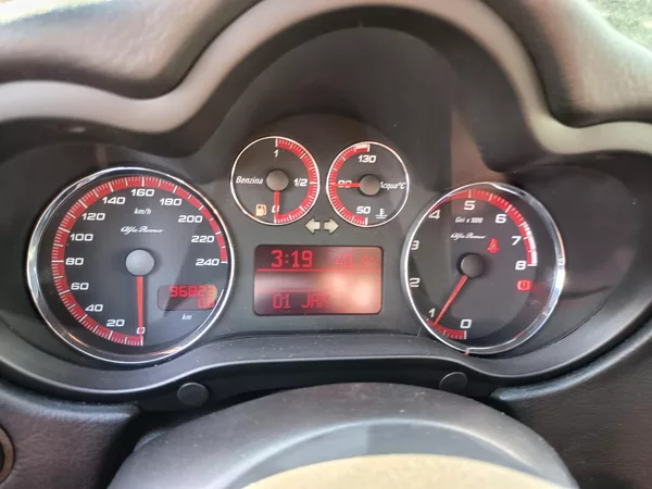 Alfa Romeo 147 2.0 TS 16V - foto 45