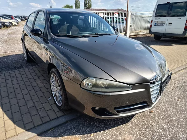 Alfa Romeo 147 2.0 TS 16V - foto 6