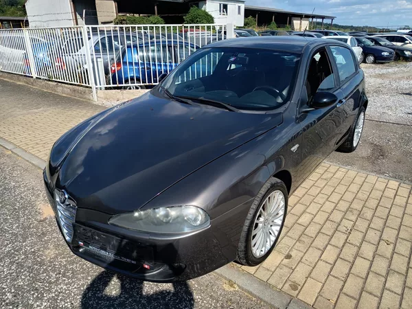 Alfa Romeo 147 2.0 TS 16V - foto 9
