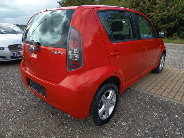 Subaru Justy 1.0 51kw - foto 17