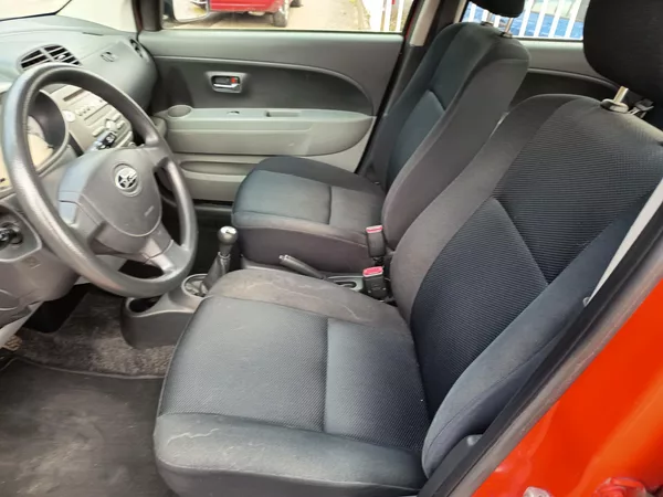 Subaru Justy 1.0 51kw - foto 28