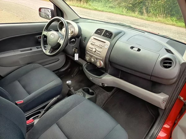 Subaru Justy 1.0 51kw - foto 39