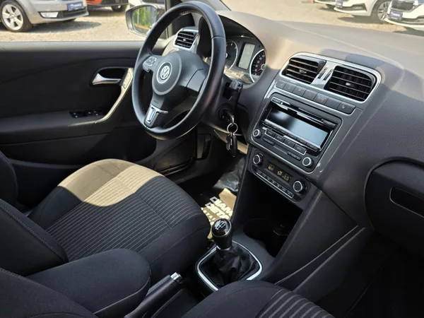 Volkswagen Polo 1.2 TSI 66 KW HIGHLINE - foto 18