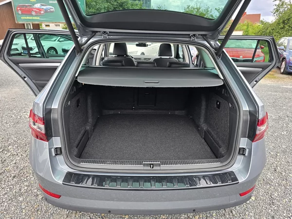 Škoda Superb 140KW DSG WEBASTO PANORAMA - foto 16