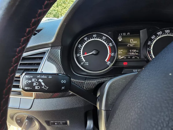Škoda Fabia 1.2 TSI MONTE CARLO PANORAMA - foto 11