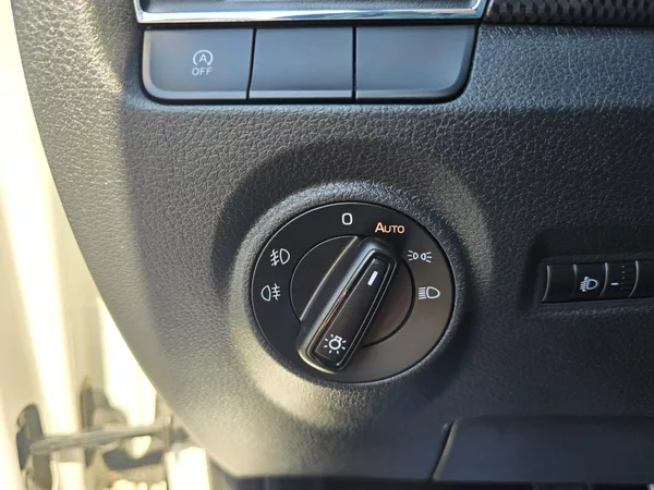 Škoda Fabia 1.2 TSI MONTE CARLO PANORAMA - foto 12