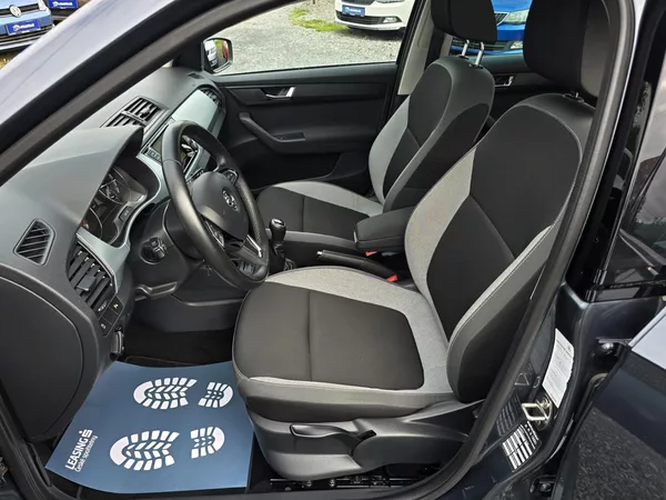 Škoda Fabia 1.2TSI NAVI 100% STAV 1Majitel - foto 10