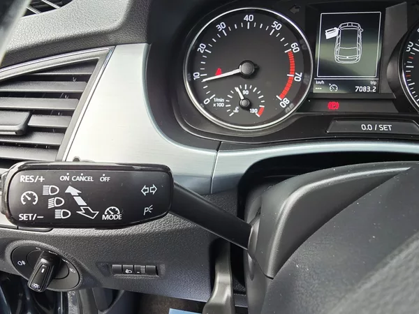 Škoda Fabia 1.2TSI NAVI 100% STAV 1Majitel - foto 12