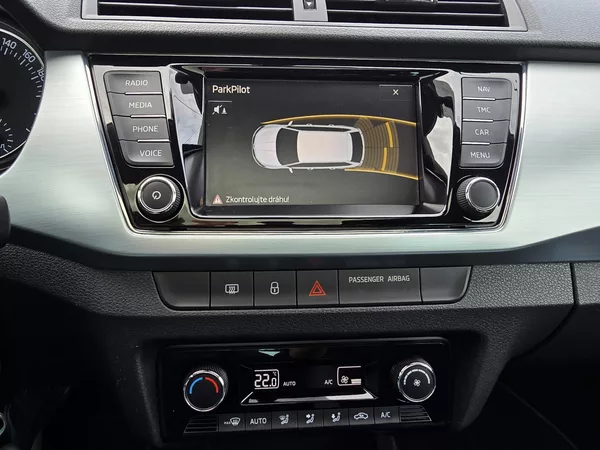 Škoda Fabia 1.2TSI NAVI 100% STAV 1Majitel - foto 25