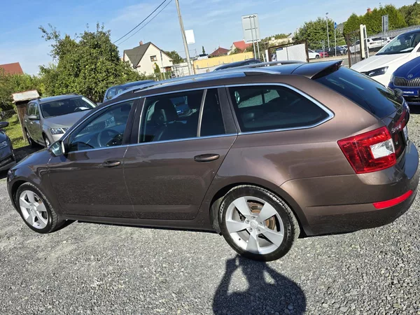 Škoda Octavia 1.4TSI STYLE Bi-XENON 1Majite - foto 3