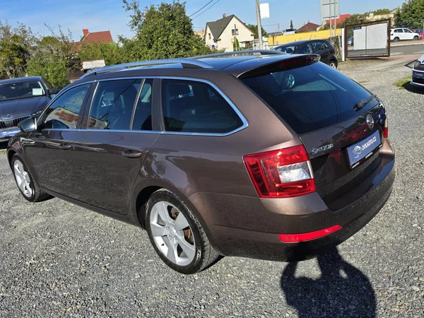 Škoda Octavia 1.4TSI STYLE Bi-XENON 1Majite - foto 4