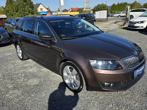 Škoda Octavia 1.4TSI STYLE Bi-XENON 1Majite - foto 7
