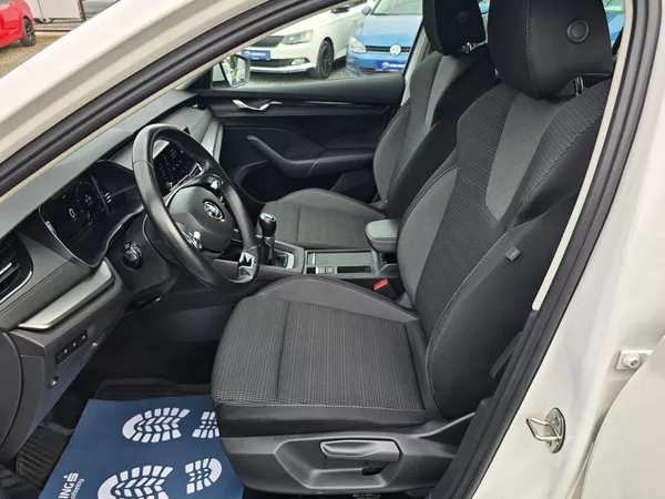 Škoda Octavia 2.0TDI 85KW AMB+ 1MAJ NEHAR ČR - foto 11