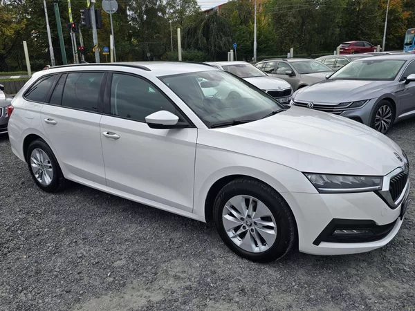 Škoda Octavia 2.0TDI 85KW AMB+ 1MAJ NEHAR ČR - foto 6