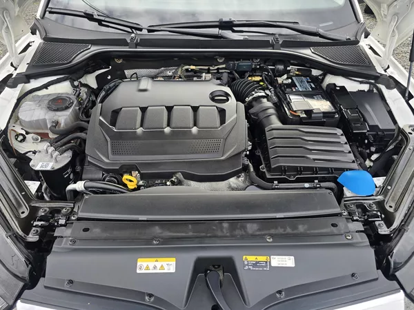 Škoda Octavia 2.0TDI 85KW AMB+ 1MAJ NEHAR ČR - foto 8