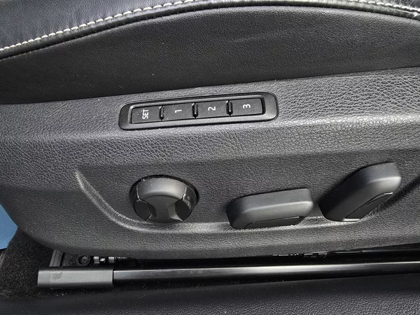 Škoda Superb 2.0TDI 147KW DSG 4x4 L&K TOP! - foto 12