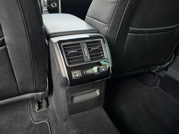 Škoda Superb 2.0TDI 147KW DSG 4x4 L&K TOP! - foto 23