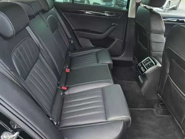 Škoda Superb 2.0TDI 147KW DSG 4x4 L&K TOP! - foto 26