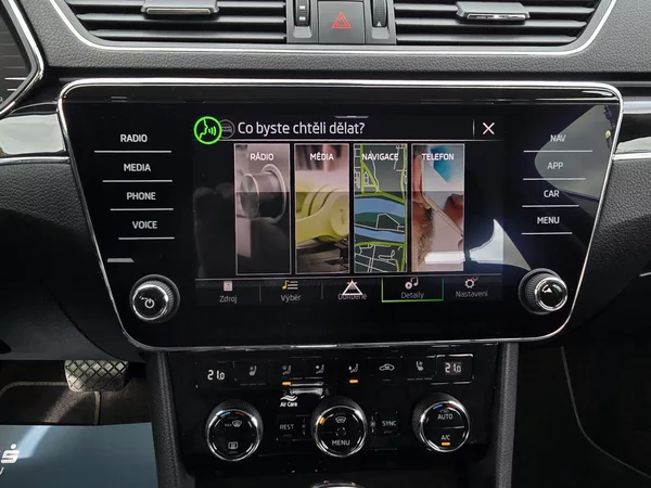 Škoda Superb 2.0TDI 147KW DSG 4x4 L&K TOP! - foto 38