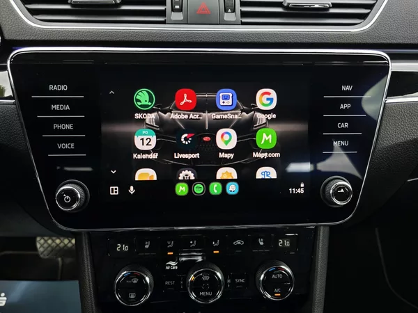 Škoda Superb 2.0TDI 147KW DSG 4x4 L&K TOP! - foto 41