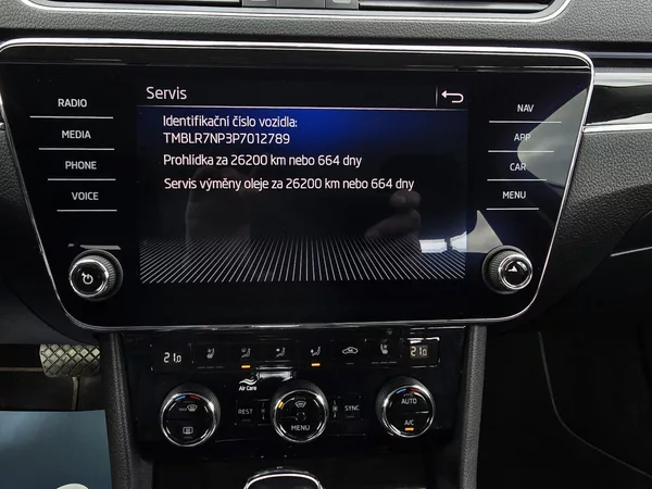 Škoda Superb 2.0TDI 147KW DSG 4x4 L&K TOP! - foto 43