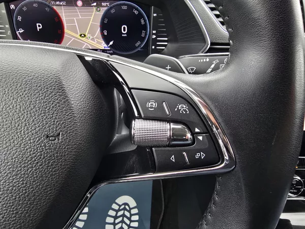 Škoda Superb 2.0TDI 147KW DSG 4x4 L&K TOP! - foto 45