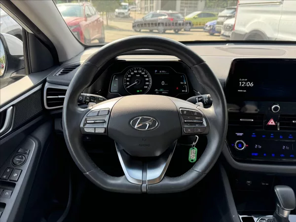 Hyundai Ioniq 1,6 GDi PHEV SMART NAVI - foto 15