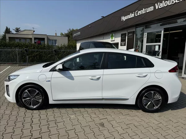 Hyundai Ioniq 1,6 GDi PHEV SMART NAVI - foto 2
