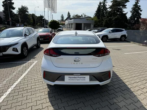Hyundai Ioniq 1,6 GDi PHEV SMART NAVI - foto 4