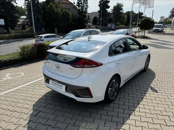 Hyundai Ioniq 1,6 GDi PHEV SMART NAVI - foto 5